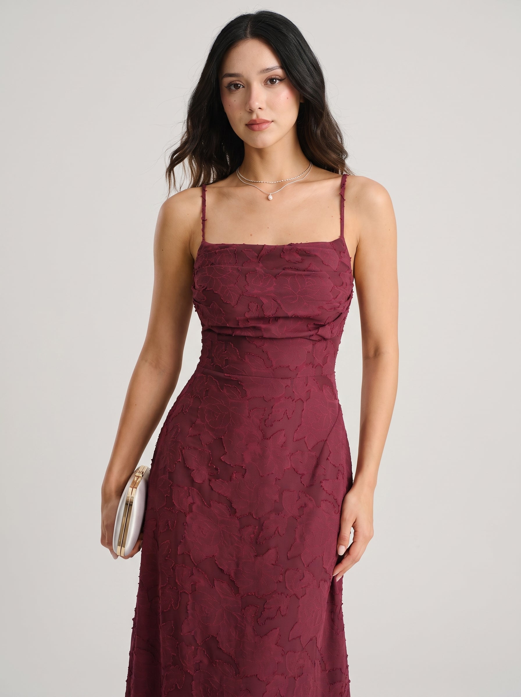 Vestido largo de jacquard color rojo vino